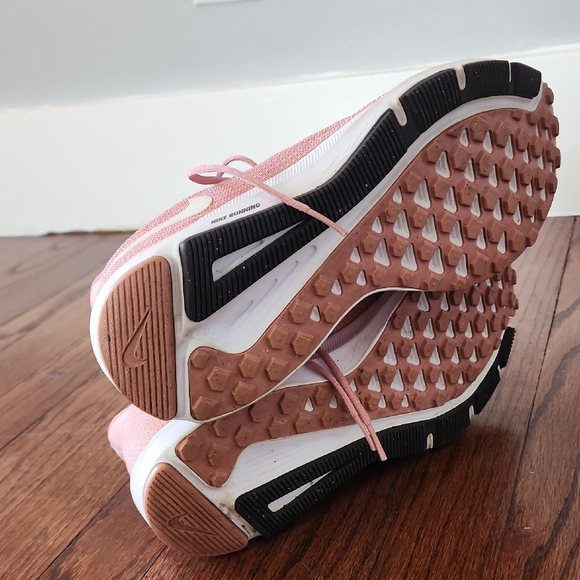 Nike Quest Women's Running Shoes - Picture 6 of 7